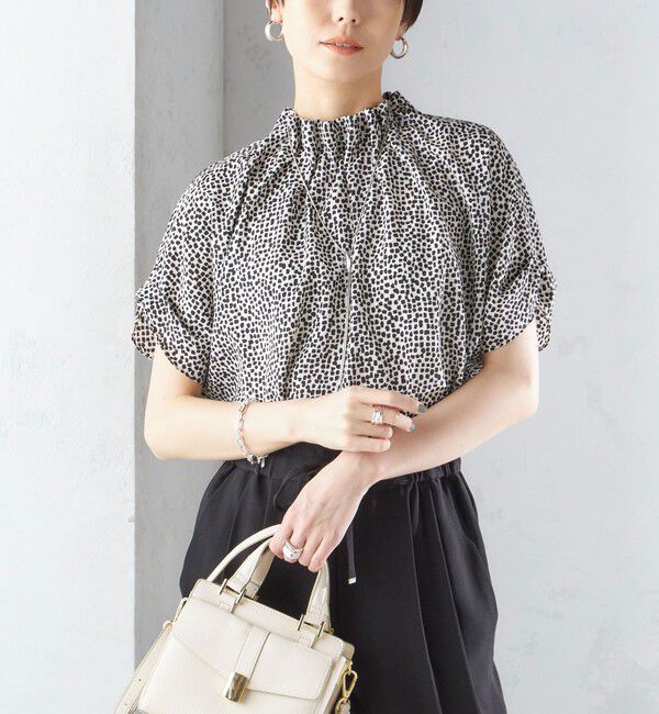 SHIPS for women「〈手洗い可能〉ネック ギャザー プリント ドルマン ブラウス」|シャツ・ブラウス|オフホワイト