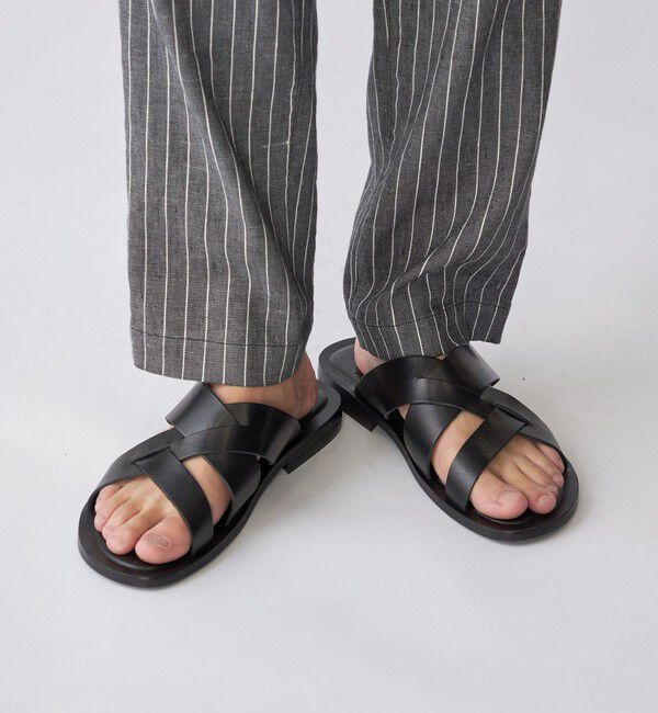 SHIPS「CORSO ROMA 9: メッシュ クロスストラップ サンダル」|サンダル|ブラック