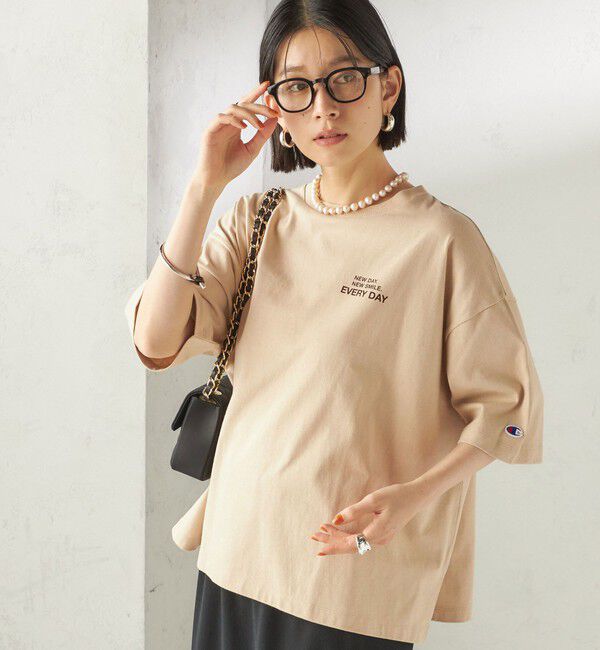 SHIPS for women「《予約》【一部WEB限定/ SHIPS別注】Champion: 5分袖 ロゴ プリント TEE」|Tシャツ・カットソー|ベージュ系