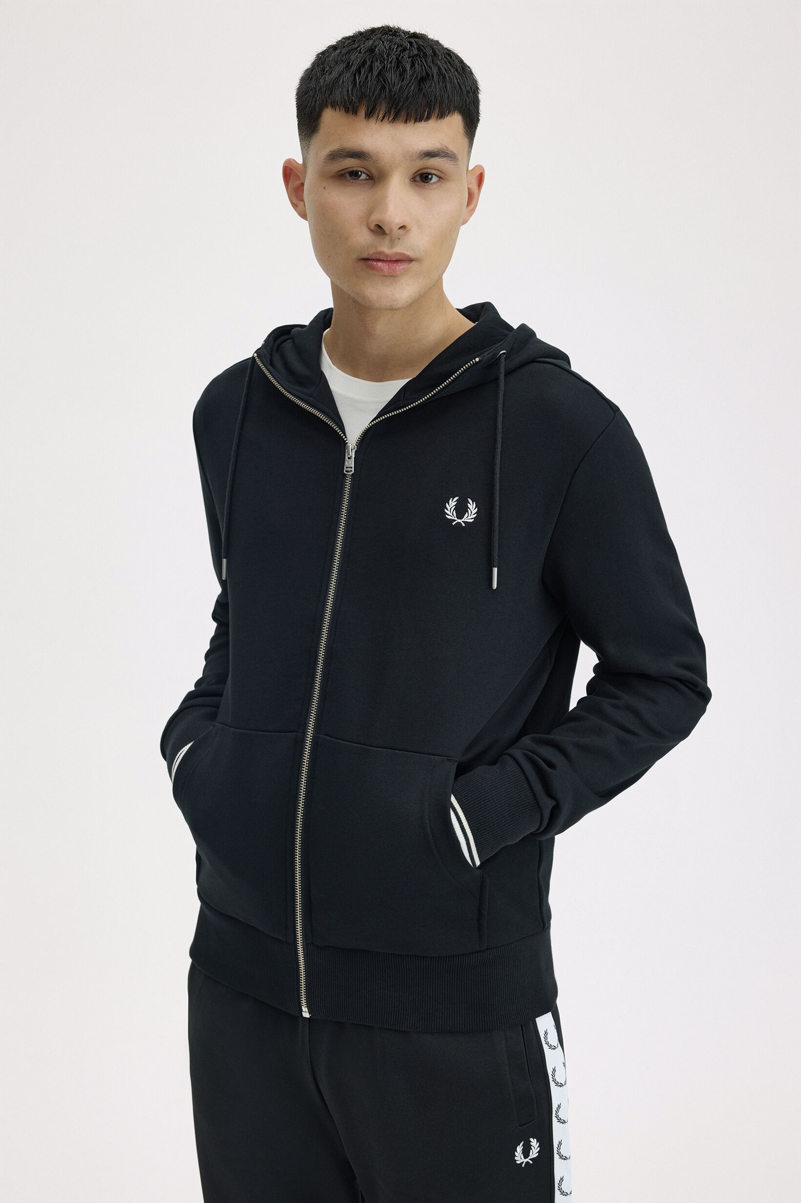 FRED PERRY 「Hooded Zip Through Sweatshirt」|スウェット・ジャージ|