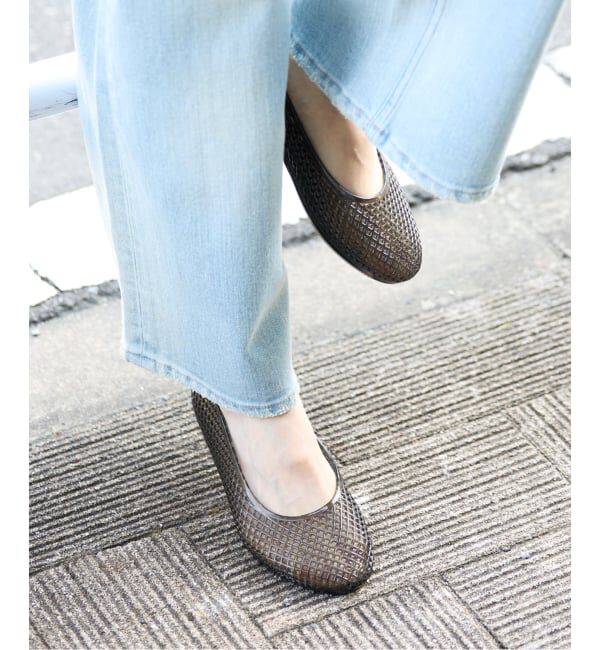 SLOBE IENA「《別注カラーあり/予約》MOHI/モヒ メッシュフラットシューズ 3-2533- PVC」|パンプス|ブラック