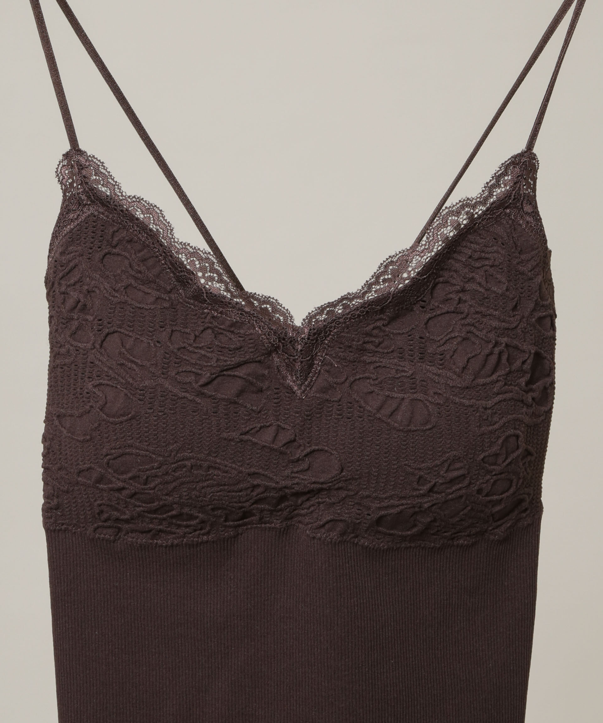 nano･universe「レースジャガードカップ付きキャミソール」|キャミソール|