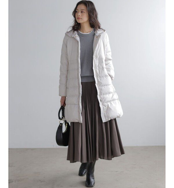 組曲「ライトタフタロング ダウン」|ダウン|