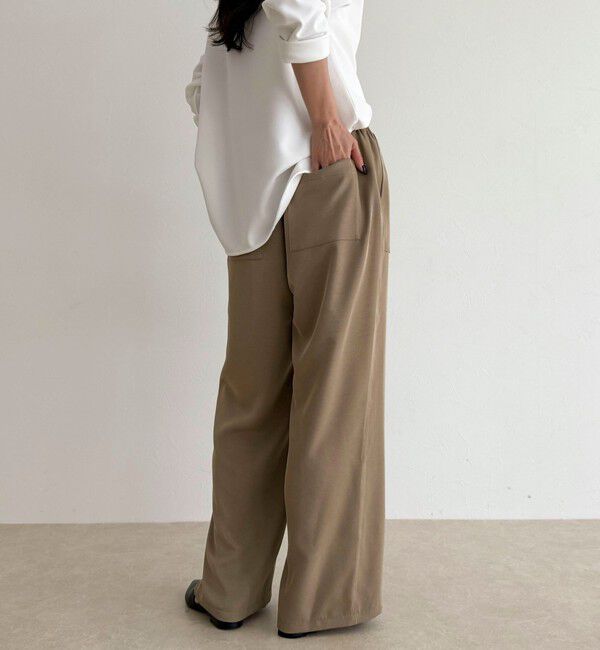 fredy emue「ツイルサテンイージーパンツ」|チノ|