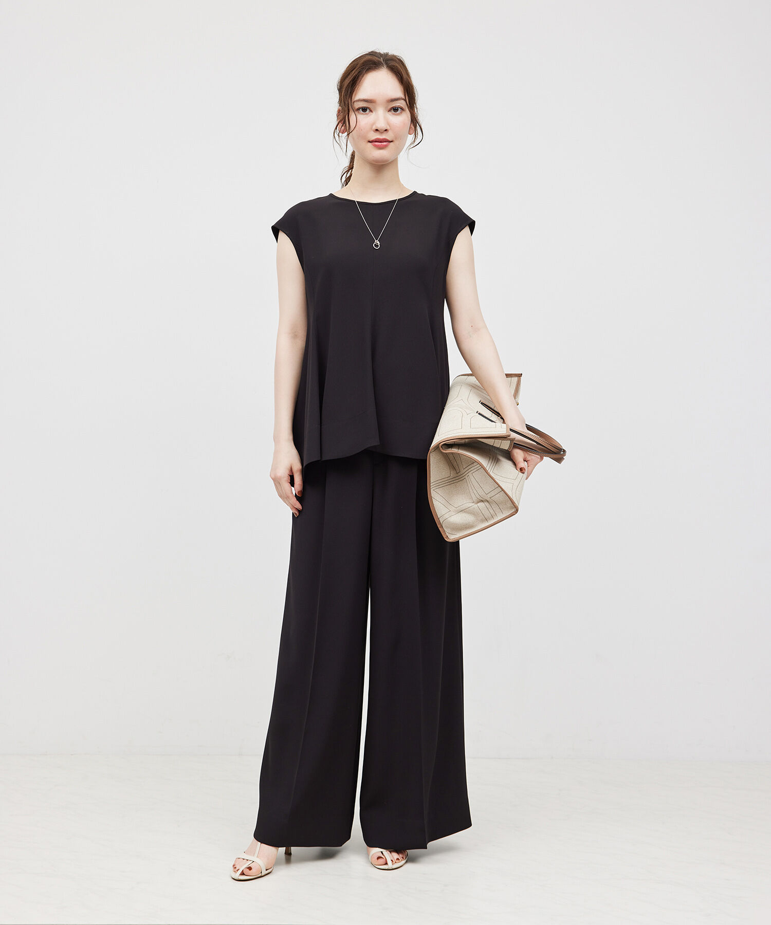 ROPE「トリアセバックサテンワイドパンツ/セットアップ対応【メディア掲載】」|その他|