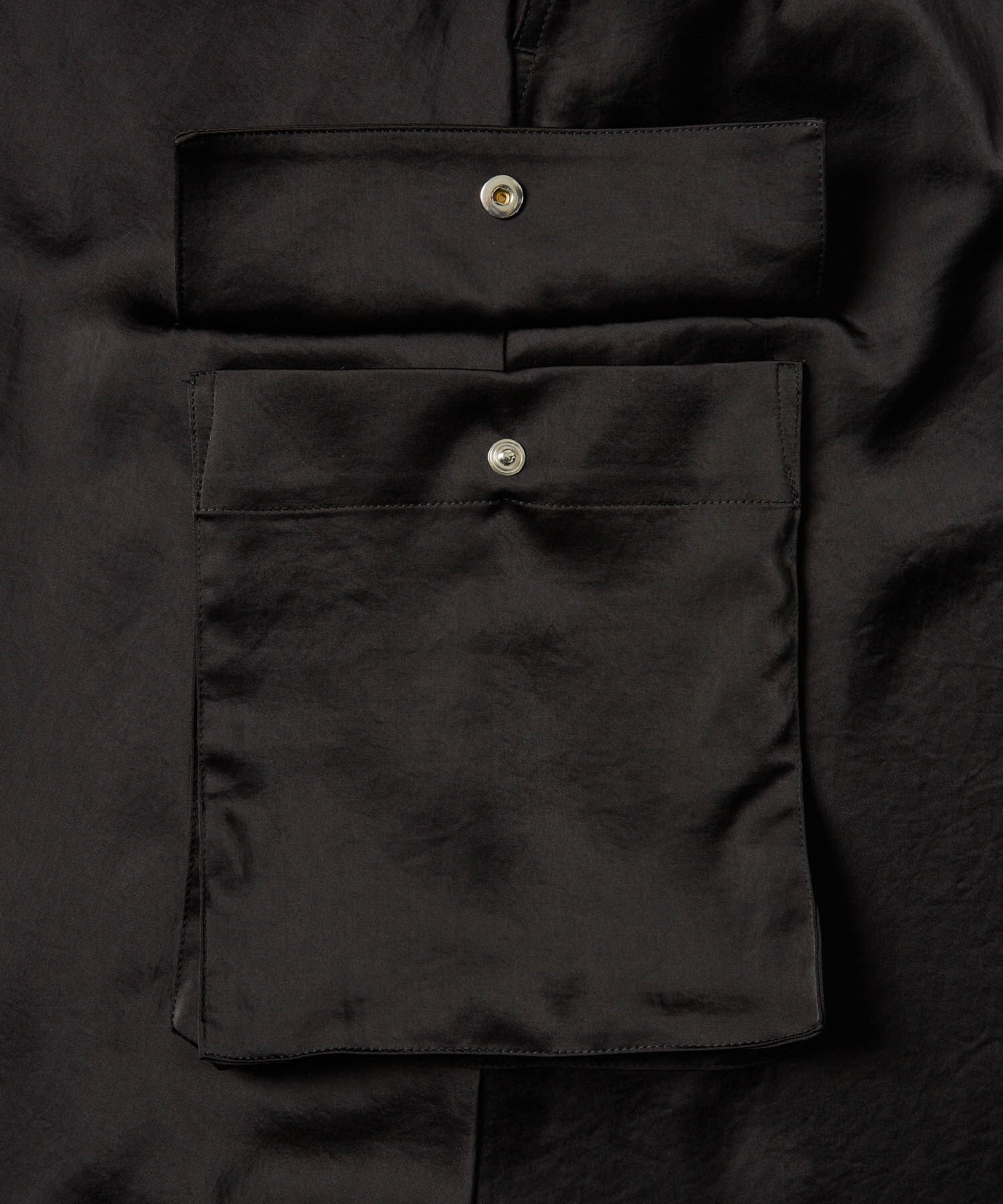 ADAM ET ROPE'「【サステナブル】サテンバルーンカーゴスカート」|スカート|