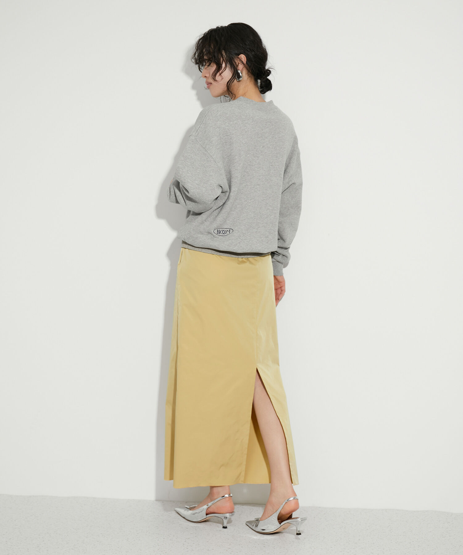 ADAM ET ROPE'「【サステナブル】マイクロストレッチリーンスカート」|スカート|