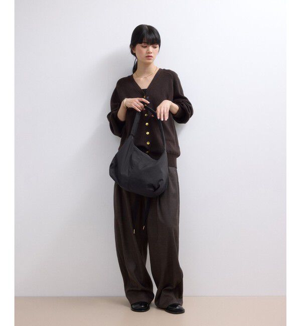 ADAM ET ROPE'「【WEB限定】フォルムナイロンショルダーバッグ」|ショルダー・メッセンジャー|