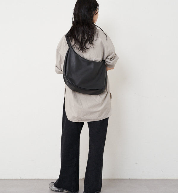  「ソフトレザーラウンドビッグショルダーバッグ」|ショルダー・メッセンジャー|