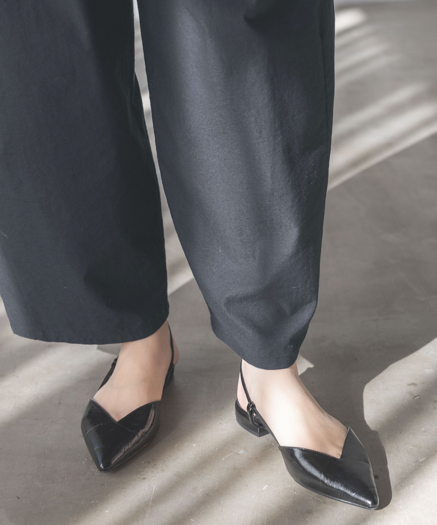 A part by 「ポインテッドフラットパンプス」|パンプス|