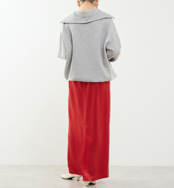 SOFFITTO「上品な光沢感のIラインスカート」|スカート|