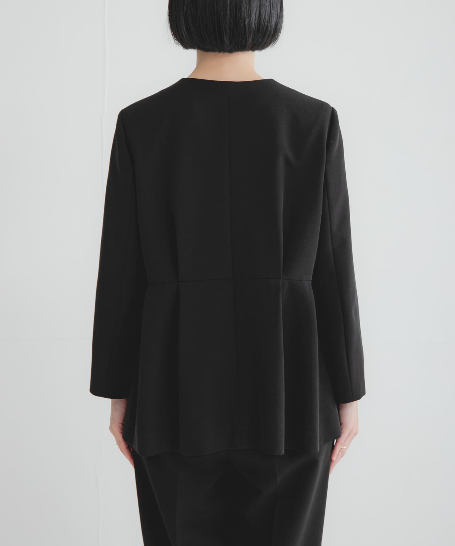 URBAN RESEARCH「ノーカラーペプラムジャケット」|ノーカラージャケット|