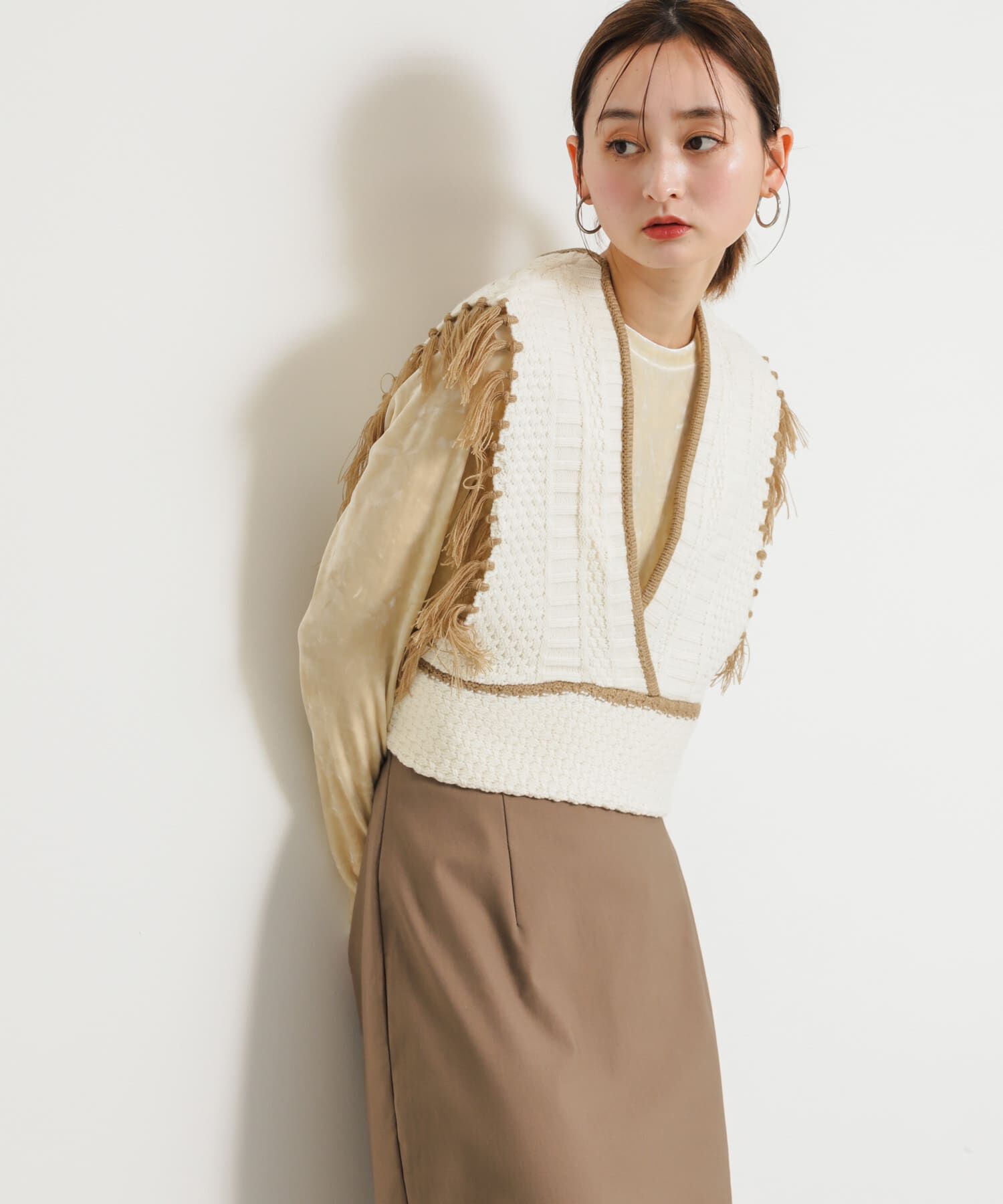 SENSE OF PLACE by URBAN RESEARCH「フリンジニットベスト」|ベスト・ジレ|