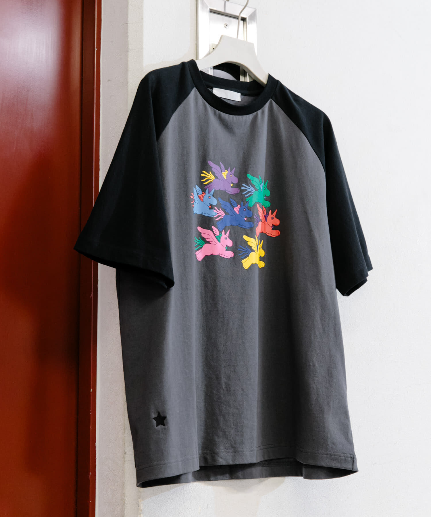 SENSE OF PLACE by URBAN RESEARCH「『別注』SHUHEI KOKI&times;SENSE OF PLACE　ラグランTシャツ」|Tシャツ・カットソー|