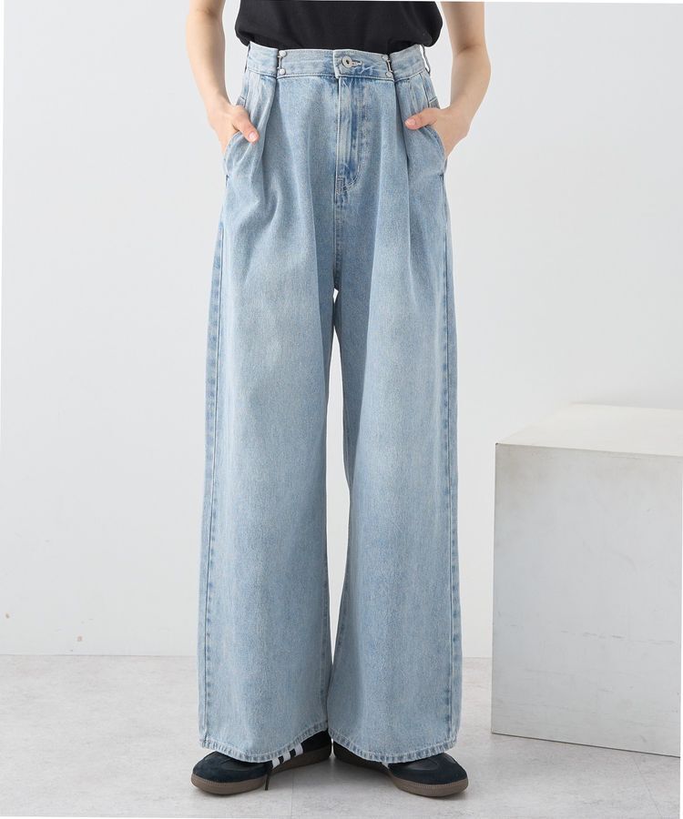 earth music&ecology「タックホックデニムパンツ」|デニム|Light indigo