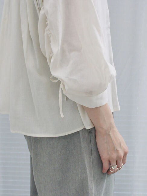 Samansa Mos2 blue「ショート丈シャーリングブラウス」|シャツ・ブラウス|