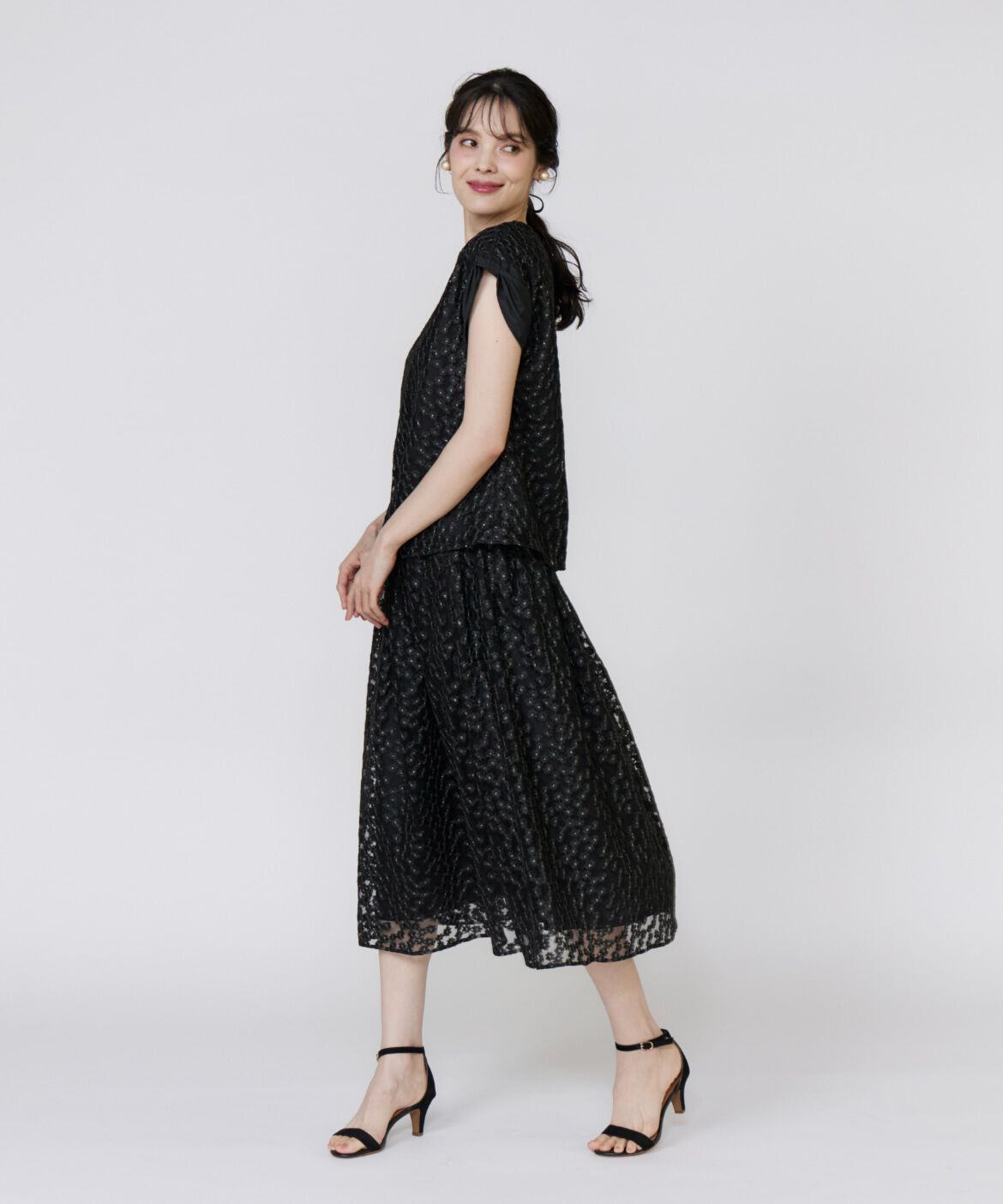 Maglie le cassetto「フラワー刺繍ブラウス」|シャツ・ブラウス|