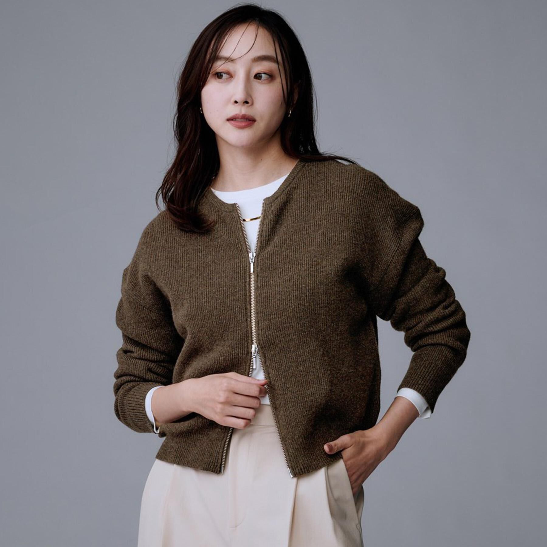 UNTITLED「【ゆったりサイズ／着丈短め】ジップニットカーディガン」|カーディガン|ブラウン(044)