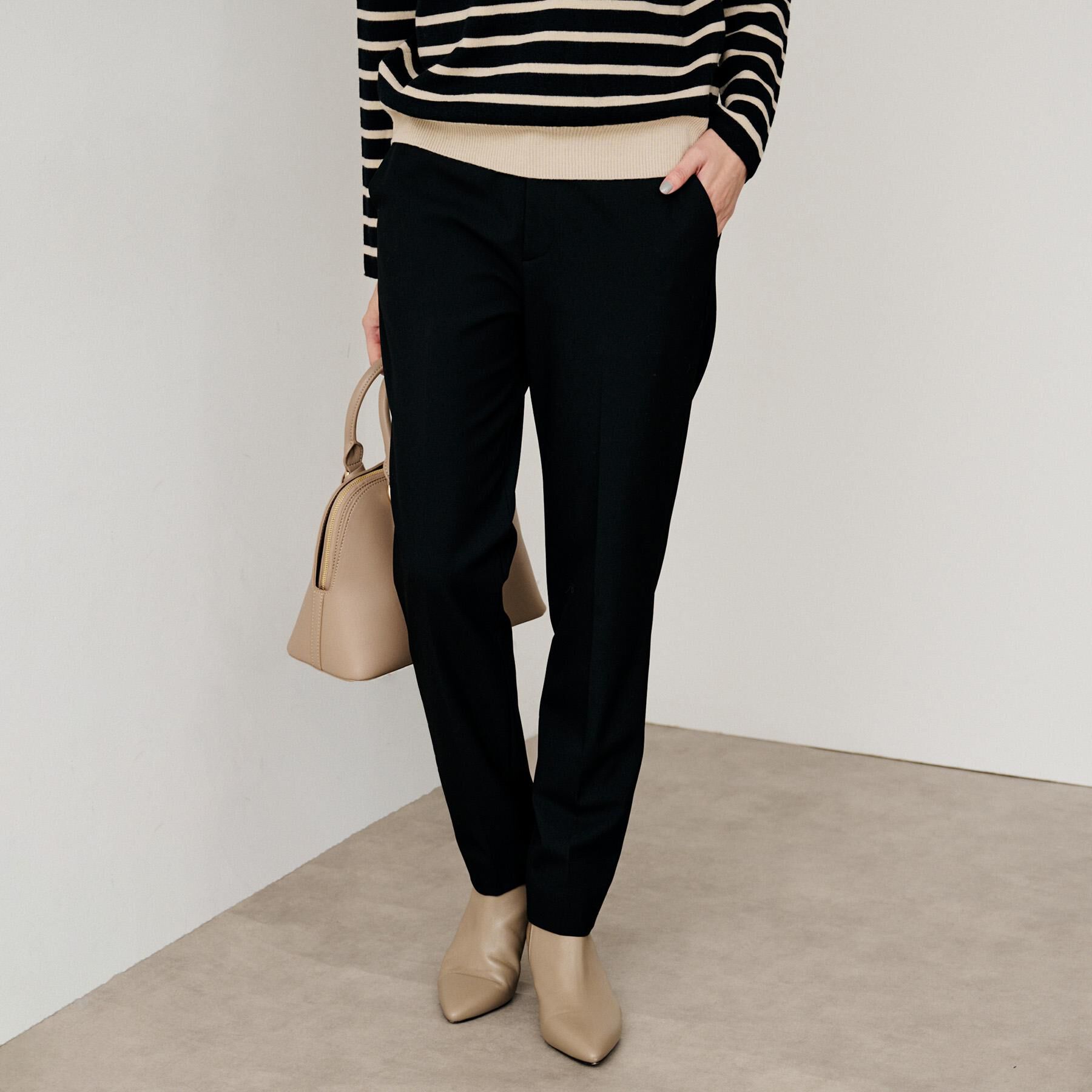 UNTITLED「【あったか素材/ストレッチ性】裏起毛テーパードパンツ」|その他|ブラック(019)