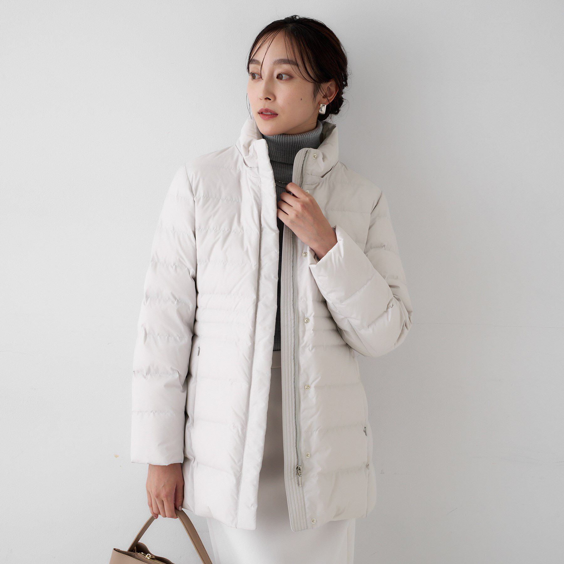 UNTITLED「【はっ水機能/フード取り外し可】ミディダウンコート」|ダウン|