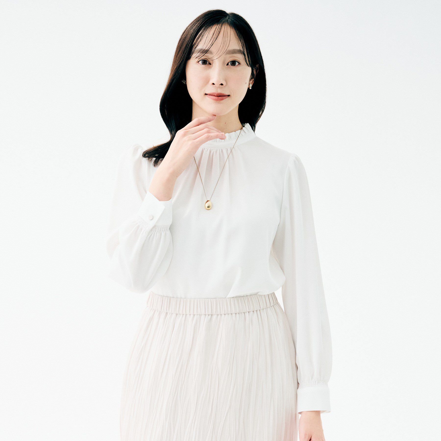 UNTITLED「【セレモニー/定番人気】ハイネックフリル ブラウス」|シャツ・ブラウス|