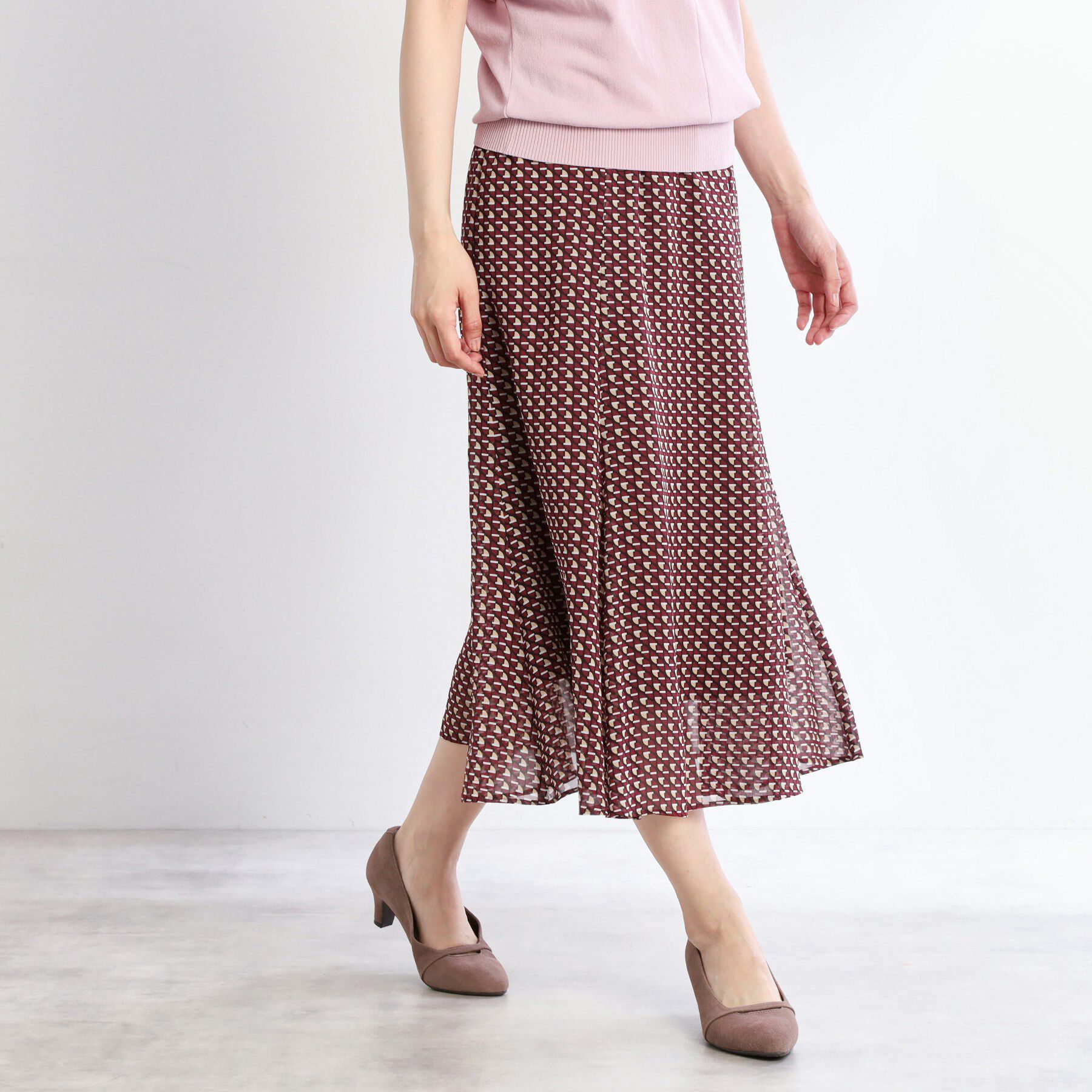 Reflect「【WEB先行カラーあり／マシンウォッシュ可／ウエスト総ゴム】コツキ幾何柄ロングスカート」|スカート|