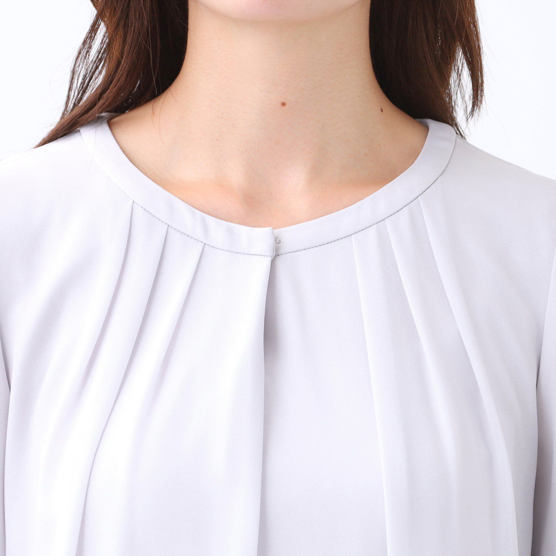 Reflect「【一枚着で着映え◎／ジャケットのインナーにも】フロント開きブラウス」|シャツ・ブラウス|