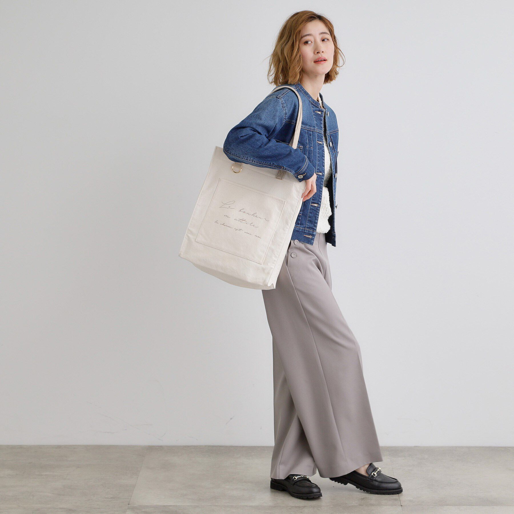 grove「【大人の推し活にも！】ロゴキャンバストート【A4・多機能】」|トートバッグ|