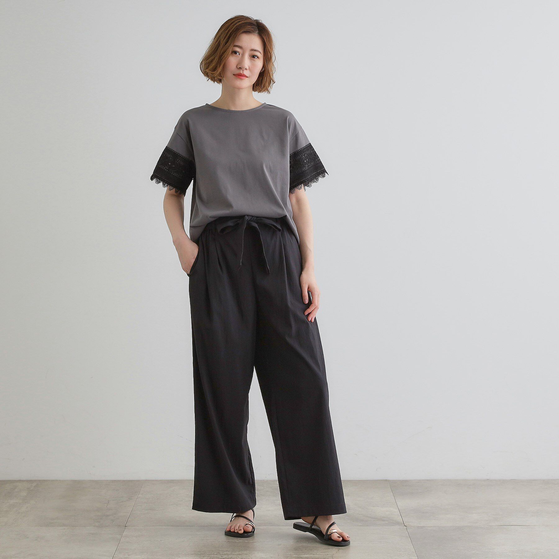 grove「【洗える/二の腕カバー】上品なレースで叶える、きちんと見えの夏Tシャツ」|Tシャツ・カットソー|