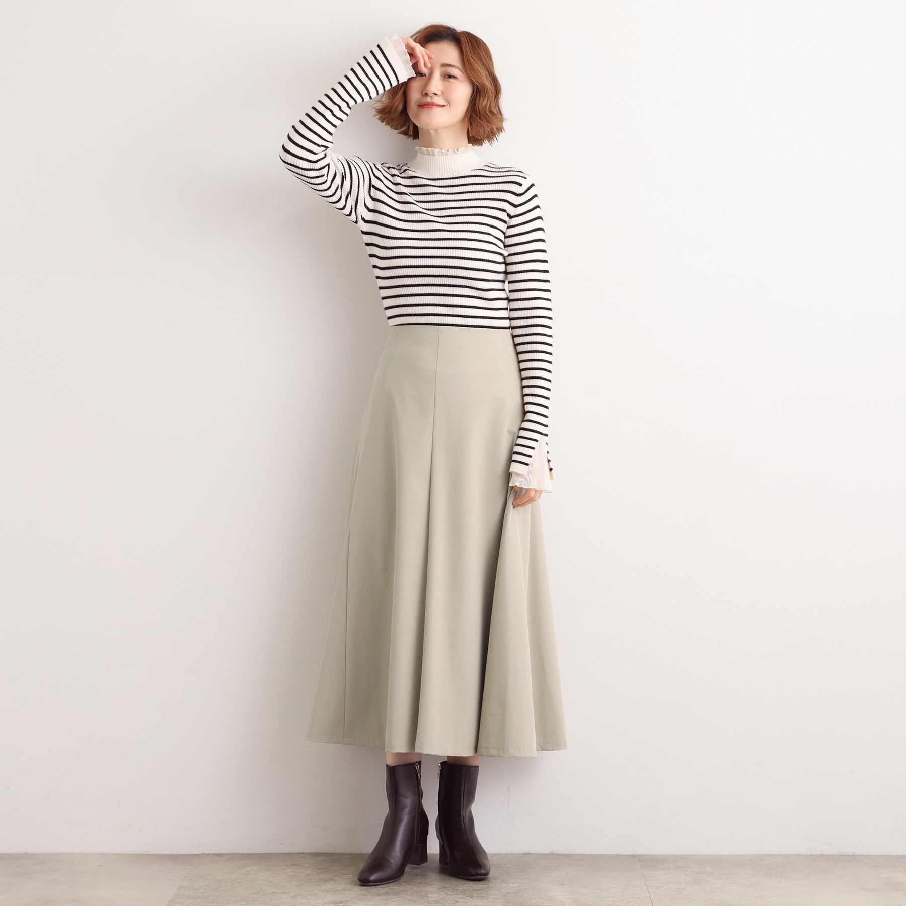 grove「もっちりナイロンストレッチトラペーズスカート」|スカート|