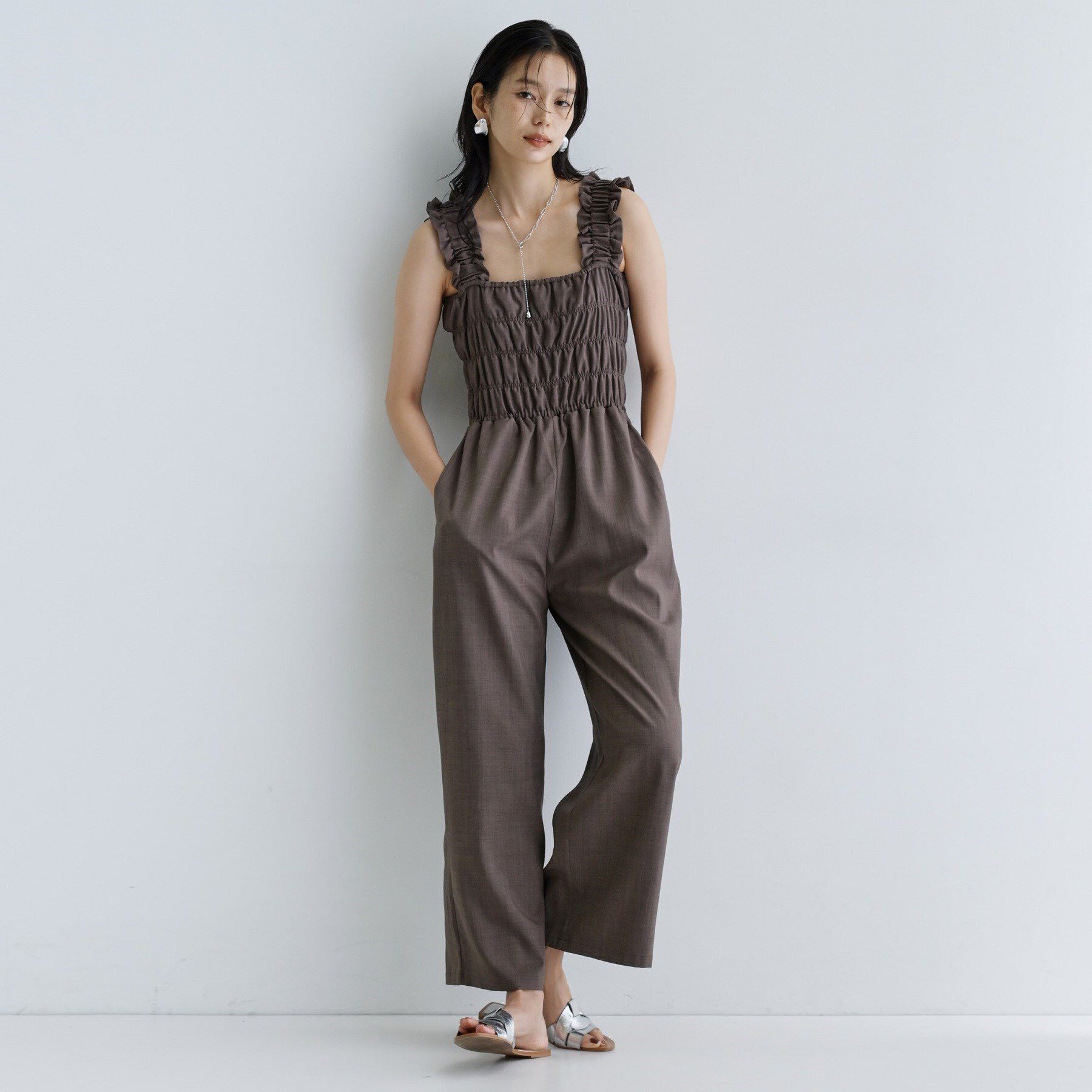 GALLEST「【一部店舗限定】ショルダーシャーリングサロペット」|オールインワン|