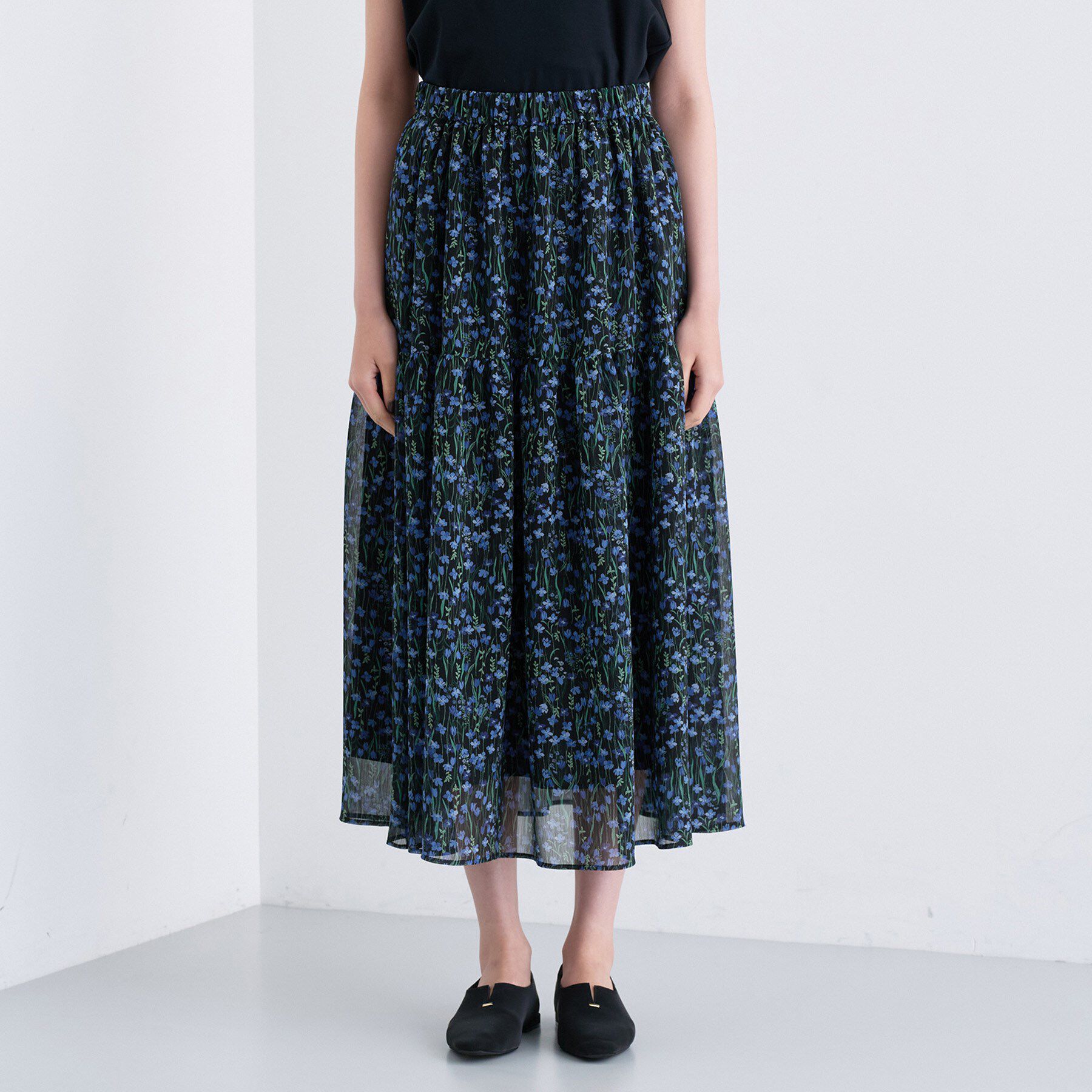 INDIVI「【秋映え柄/セットアップ可能】フラワーシフォンスカート」|スカート|