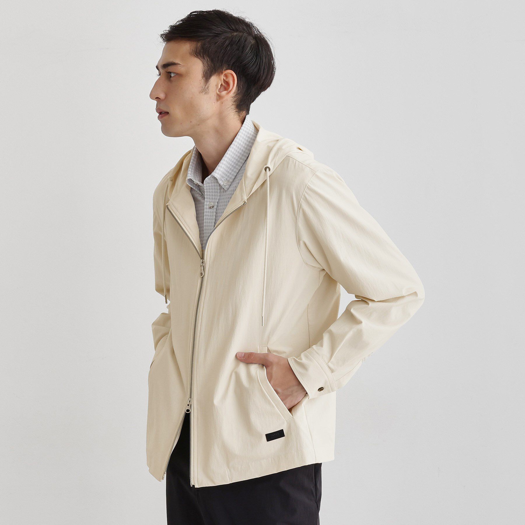TAKEO KIKUCHI「【3D ナイロン ストレッチ】ジップアップ フードブルゾン」|ブルゾン・スタジャン|