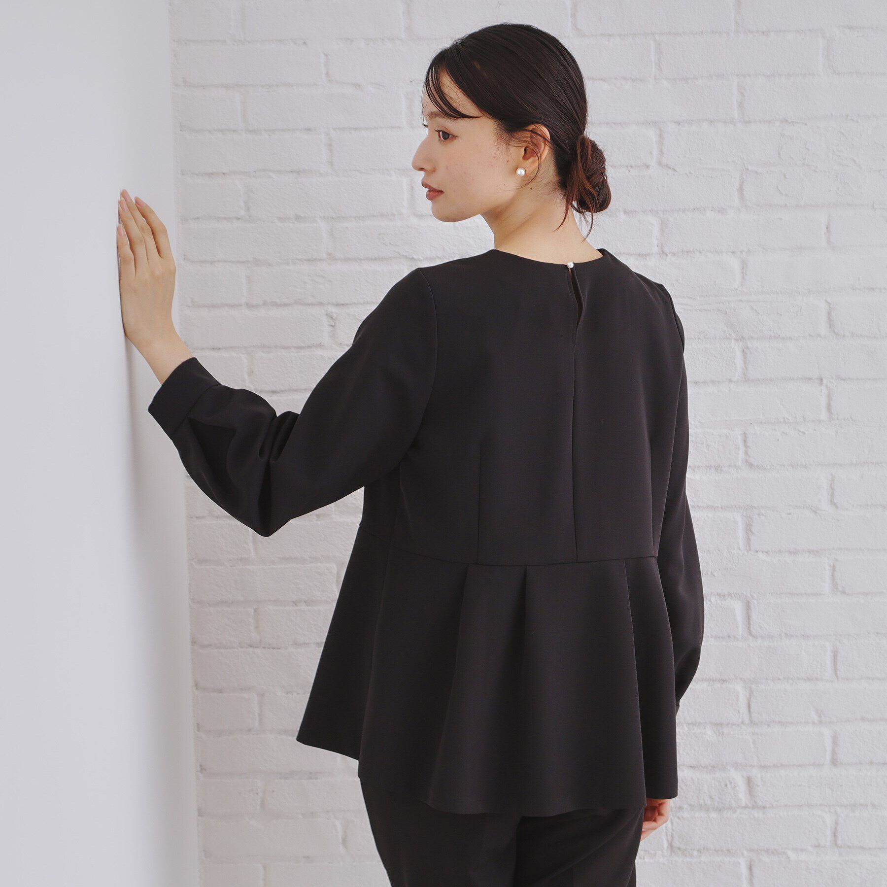 OPAQUE.CLIP「《通勤・セレモニー/セットアップ対応》ペプラムブラウス/ダブルクロス【洗濯機洗い可】」|シャツ・ブラウス|
