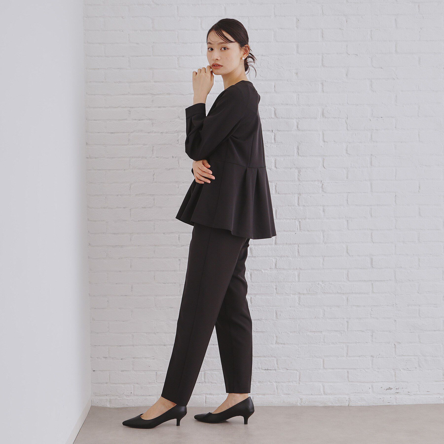 OPAQUE.CLIP「《通勤・セレモニー/セットアップ対応》ペプラムブラウス/ダブルクロス【洗濯機洗い可】」|シャツ・ブラウス|