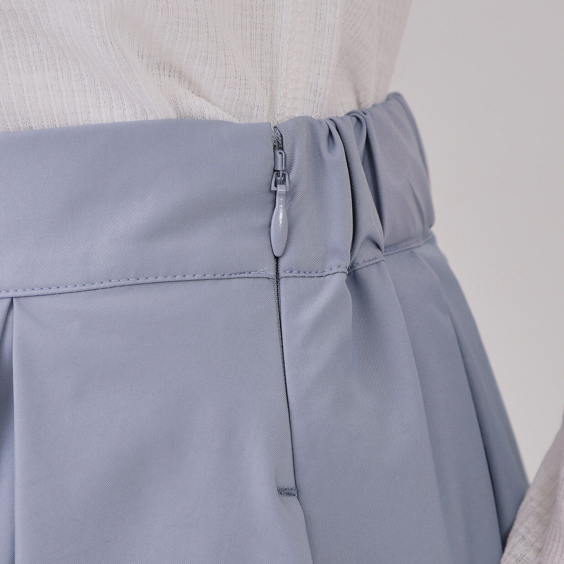 OPAQUE.CLIP「シャンブレータックフレアスカート【洗濯機洗い可】」|スカート|