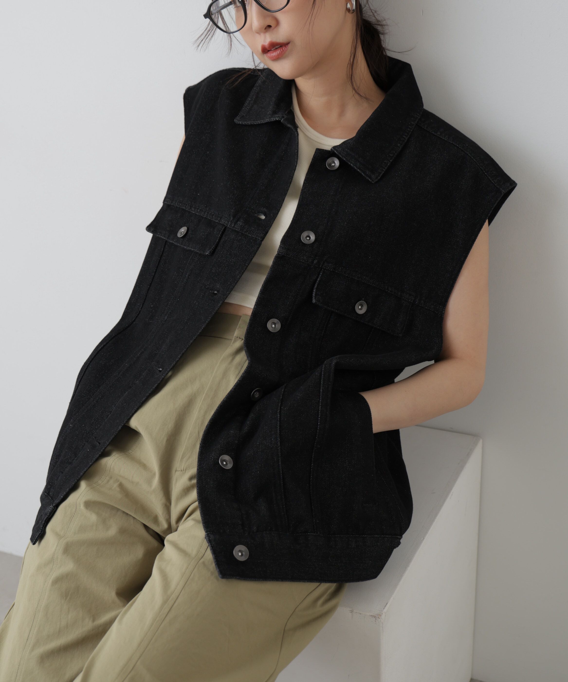  「ミドル丈デニムベスト」|ブルゾン・スタジャン|