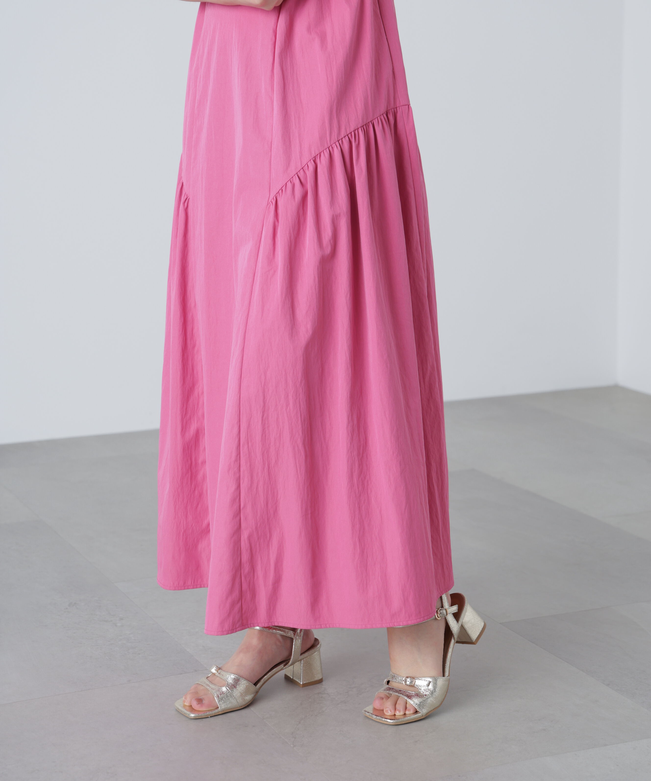  「タイプライターギャザーマキシワンピース」|ワンピース|