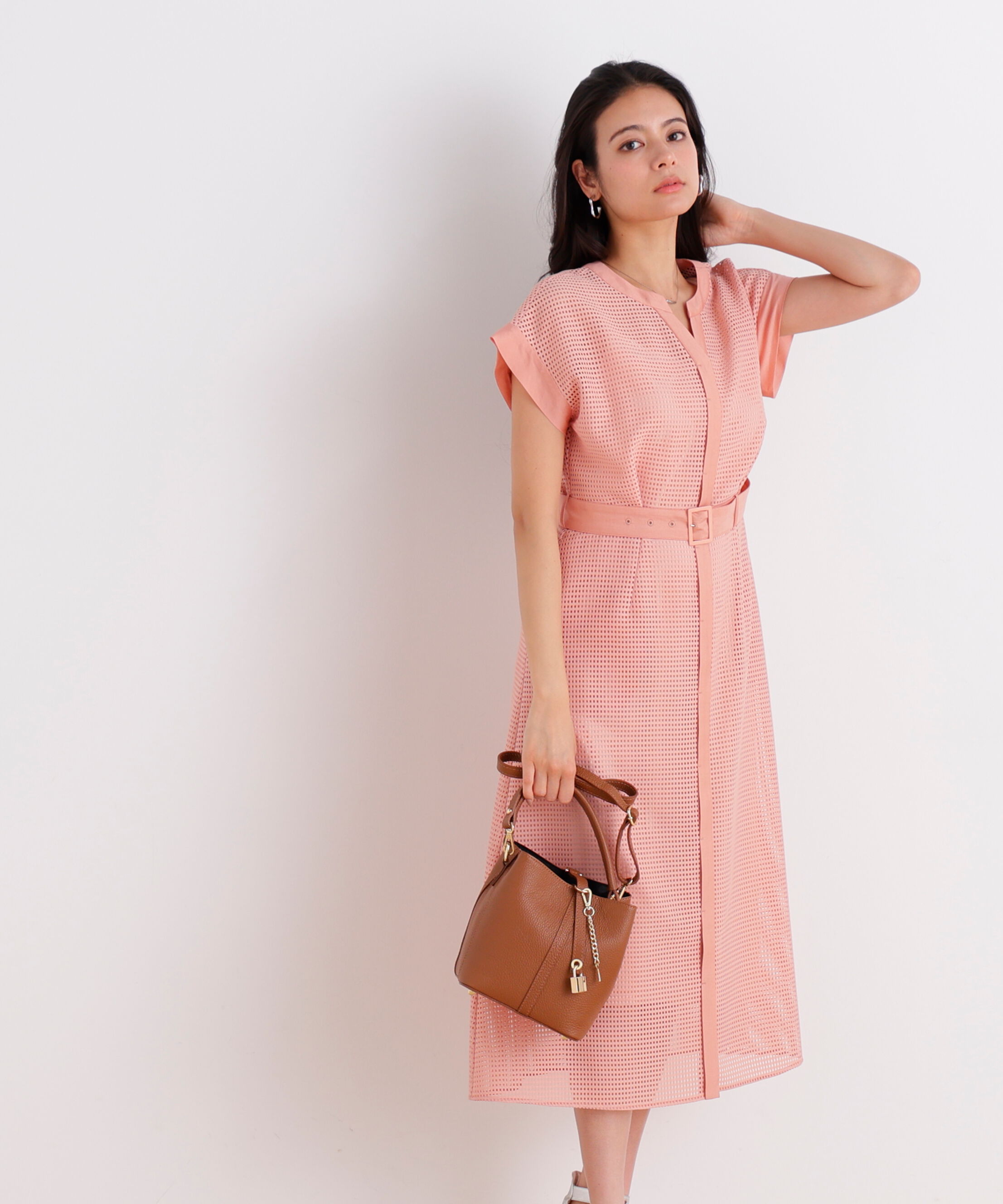  「［美香さん着用］メッシュッレースコンビワンピース」|ワンピース|