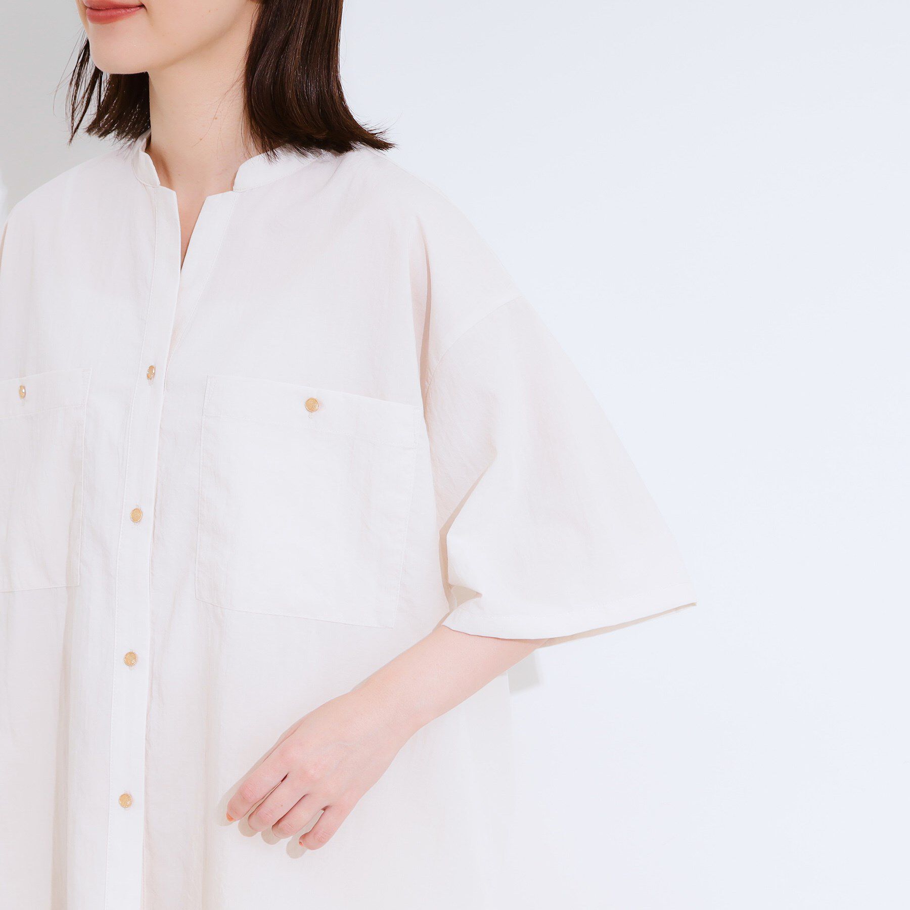 SHOO･LA･RUE「【S-LL】大人の抜け感 ビックポケット Vネックシャツ」|シャツ・ブラウス|