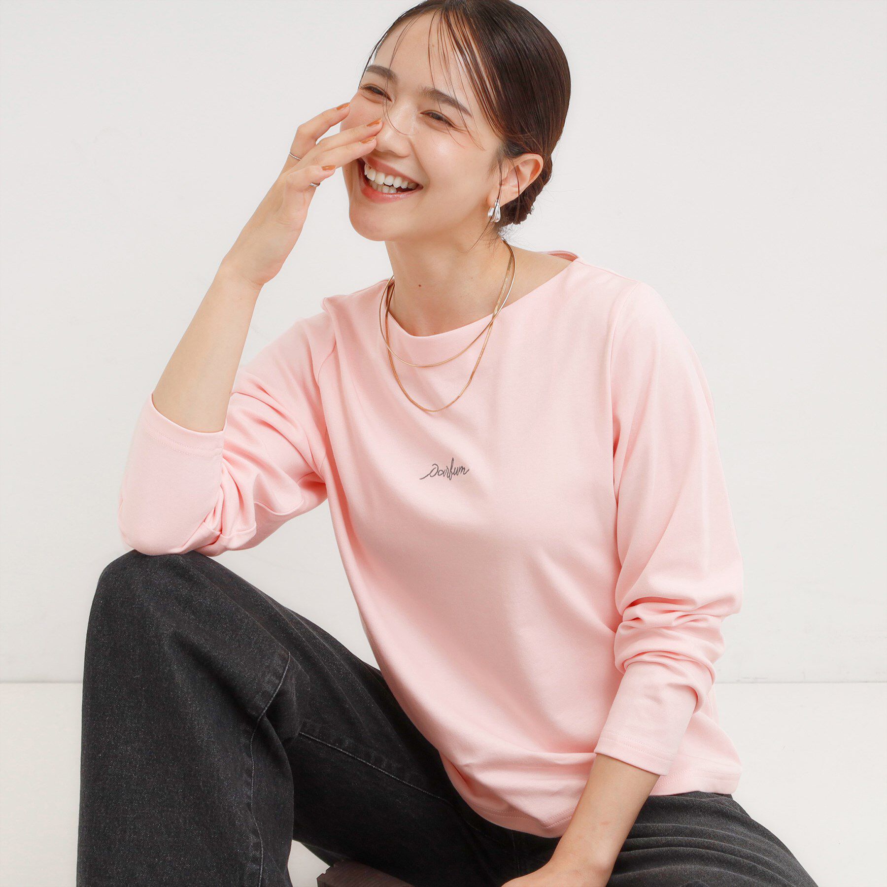 SHOO･LA･RUE「【S-LL】美しく見せる ボートネックロンT」|Tシャツ・カットソー|ライトピンク(270