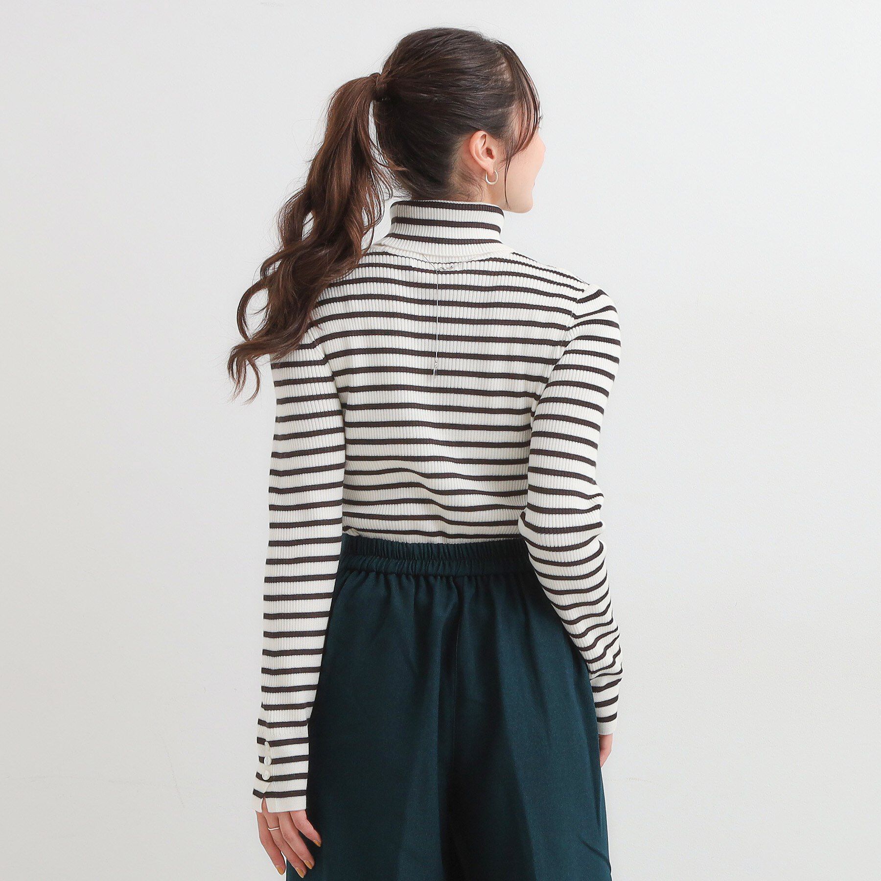 SHOO･LA･RUE「【絶妙なゆるピタ/洗濯機可】ちくちくしにくい リブタートルネック やわらかニット【CIRCRIC】」|ニット・セーター|