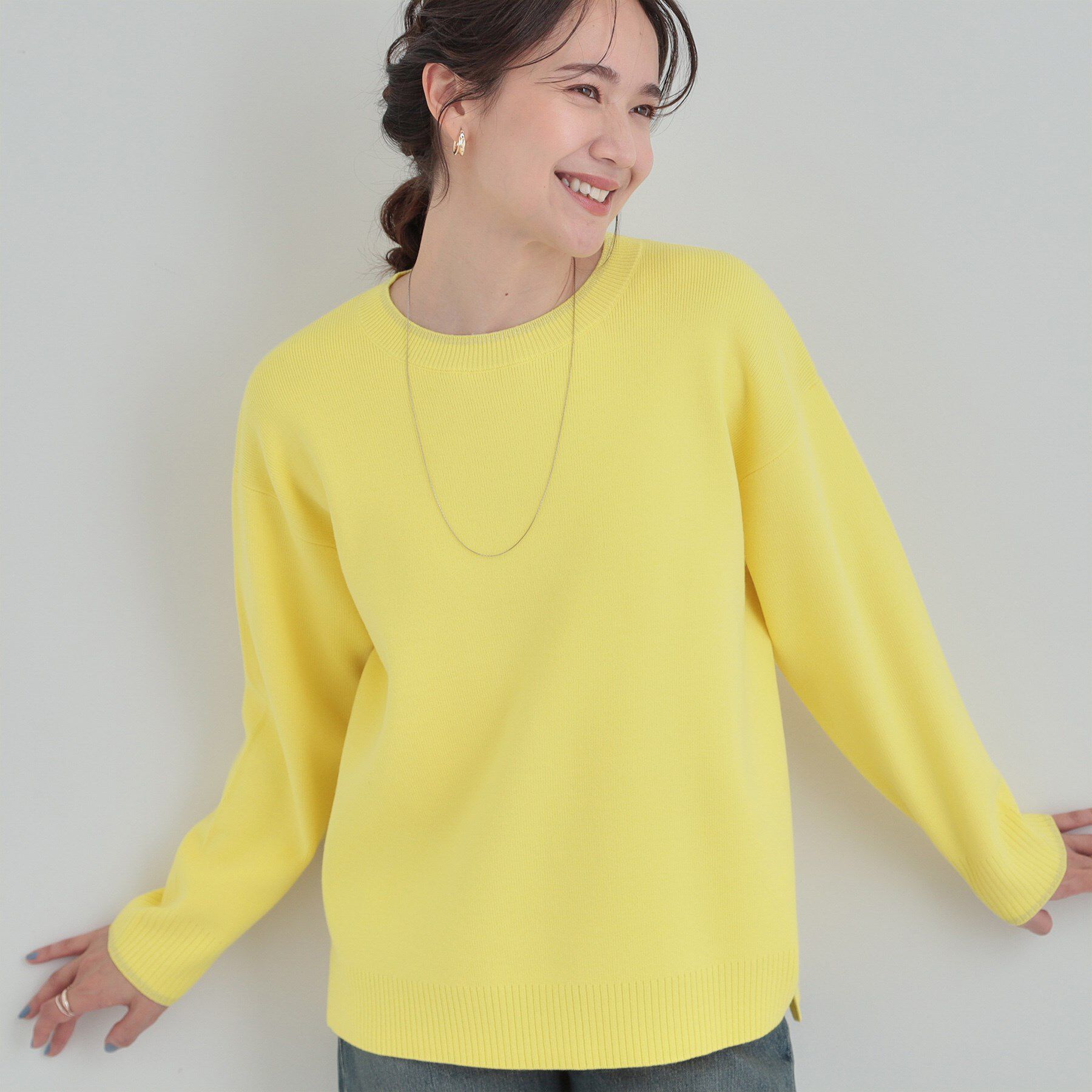 SHOO･LA･RUE「【洗濯機可/セットアップ可/毛玉になりにくい】さりげないラメ使いで差をつける クルーネックニット」|ニット・セーター|イエロー(031)