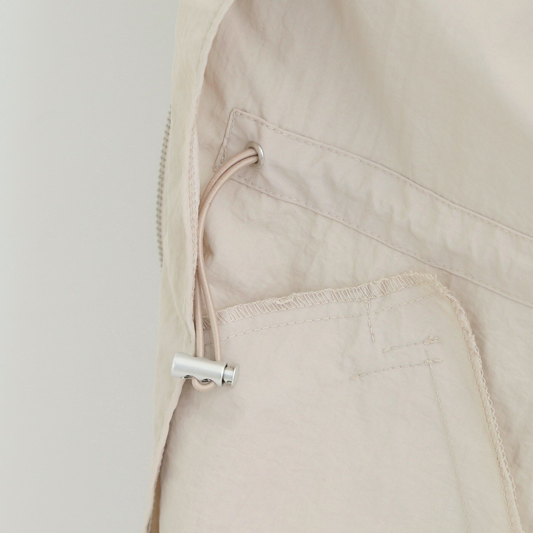 SHOO･LA･RUE「【防花粉/S-LL】ウエストマークですっきり見え　軽やかスタンドブルゾン」|ブルゾン・スタジャン|