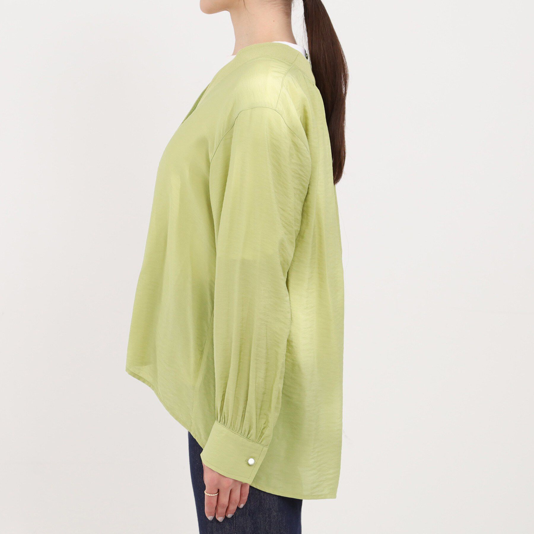 SHOO･LA･RUE「【S-LL/体型カバー】Aラインで身体のラインを拾いにくい シアーシャツカーディガン」|シャツ・ブラウス|