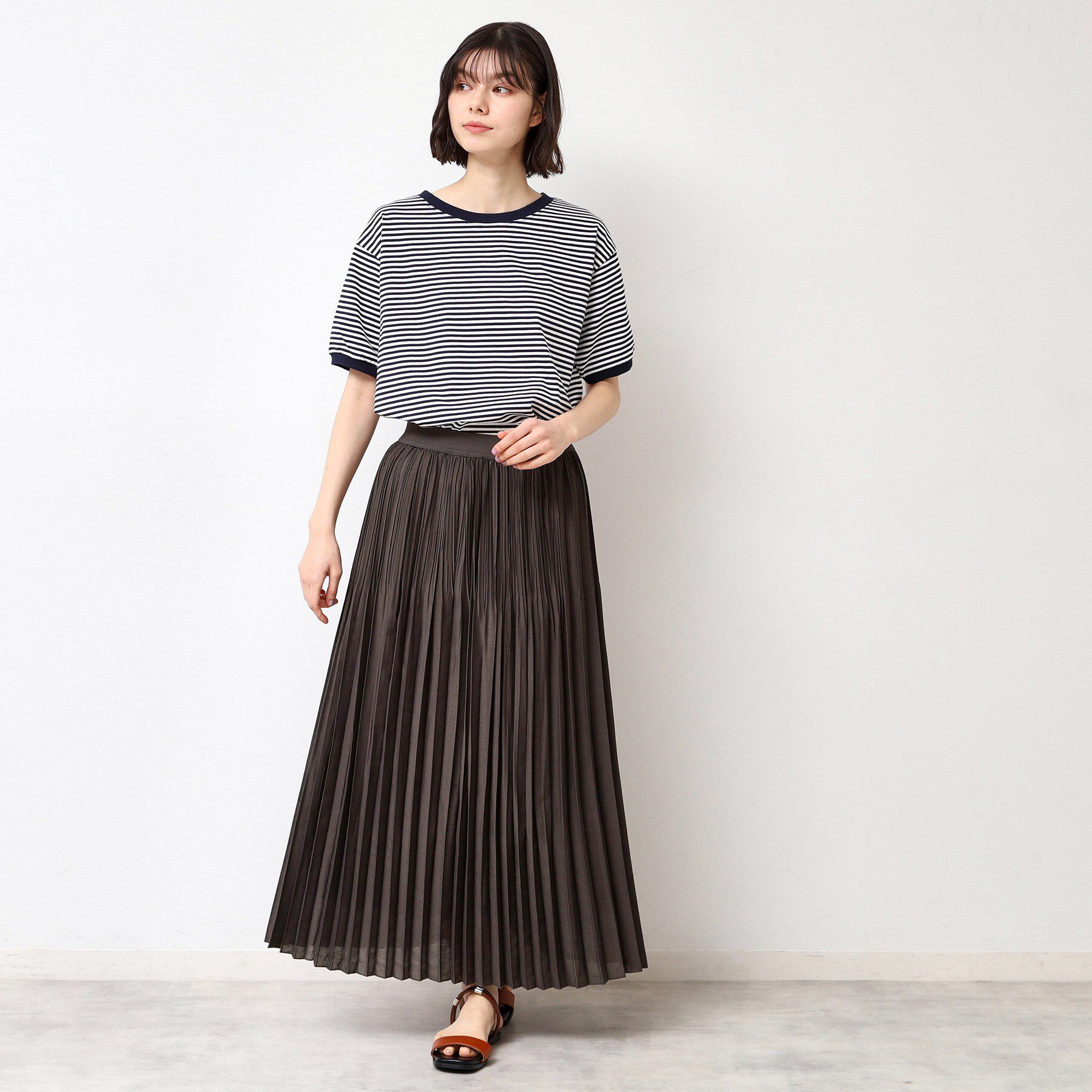 Dessin「【ウエストゴム・洗える】シアーランダムプリーツスカート」|スカート|