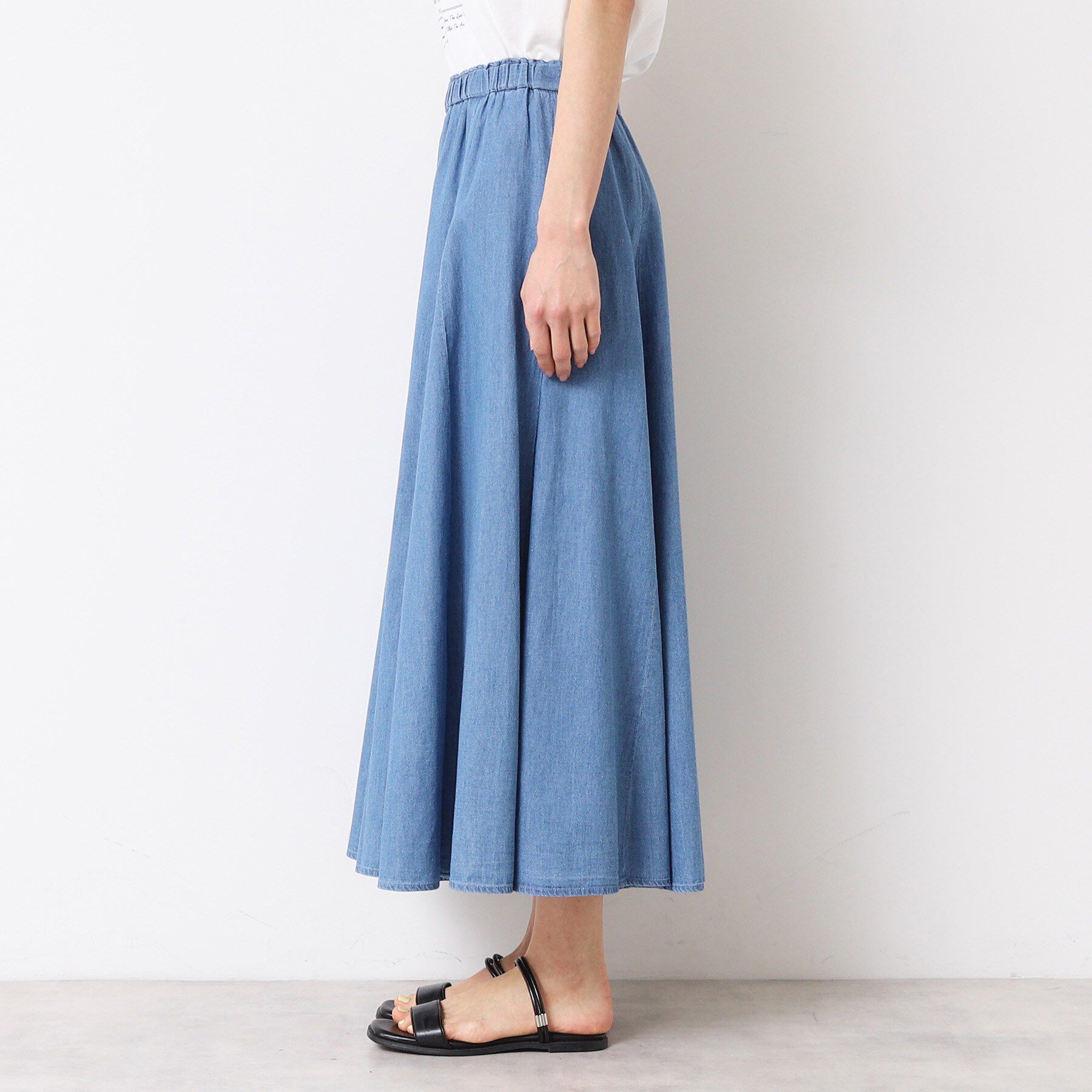 Dessin「【ウエストゴム・洗える】綿麻デニムフレアースカート」|スカート|