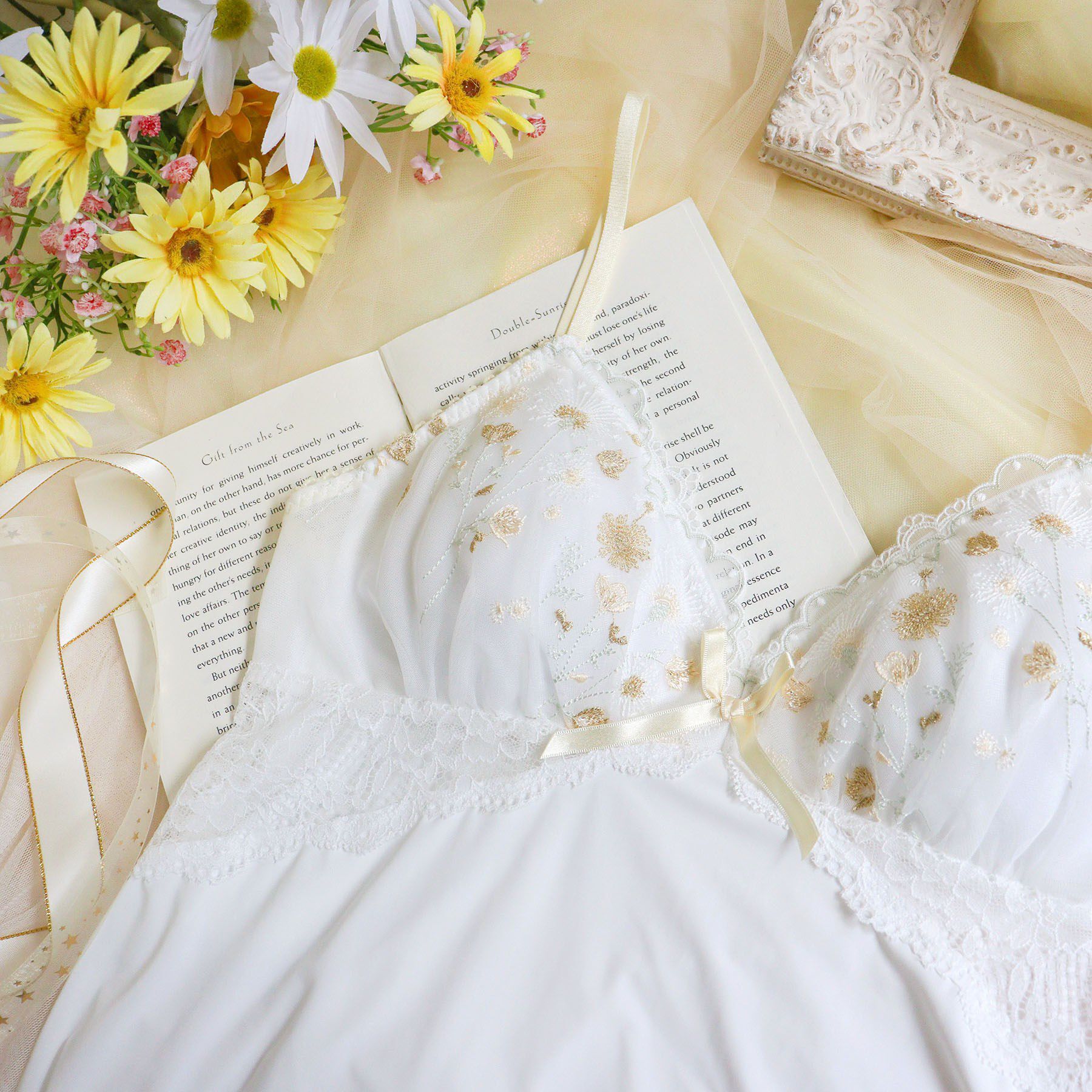 Risa Magli「ミリ カップ付スリップ」|キャミソール|