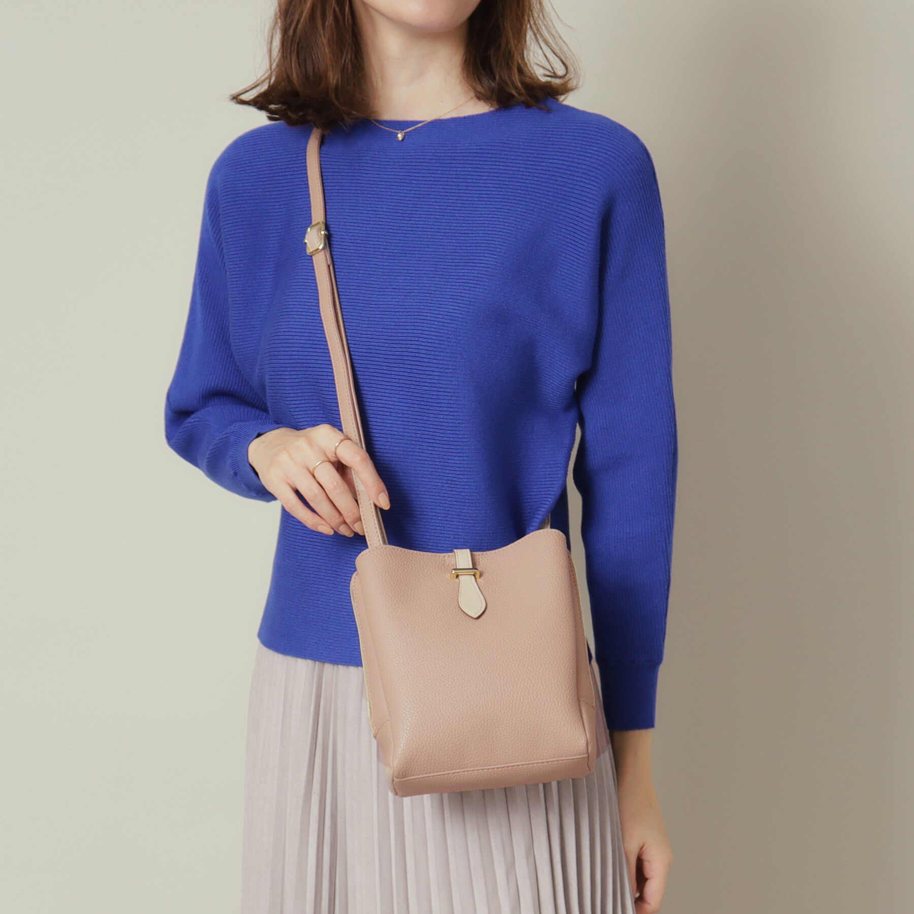 ITS&rsquo;DEMO「ベルト三層ミニショルダー」|ショルダー・メッセンジャー|ベージュ(052)