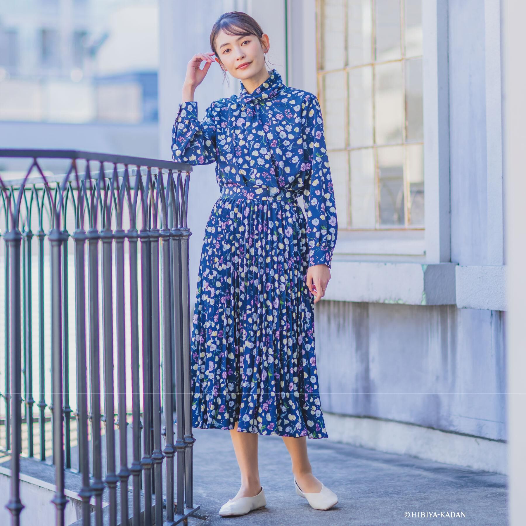 ITS&rsquo;DEMO「【ITS&rsquo;DEMO &times; HIBIYA－KADAN】楊柳ボウタイブラウス」|シャツ・ブラウス|